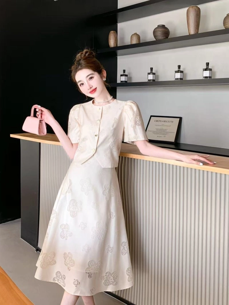 Chanel Dress Suits WellDesigned 110700