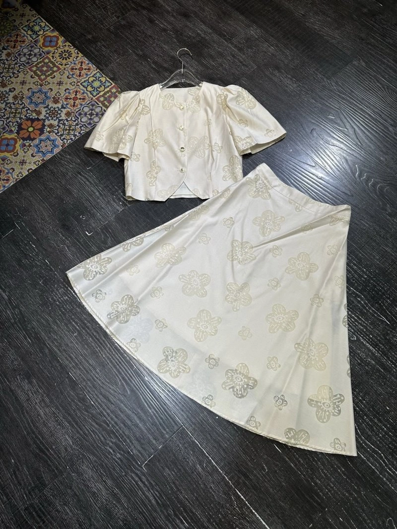 Chanel Dress Suits WellDesigned 110700