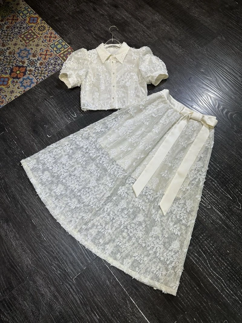 Seasonal Chanel Dress Suits 110721