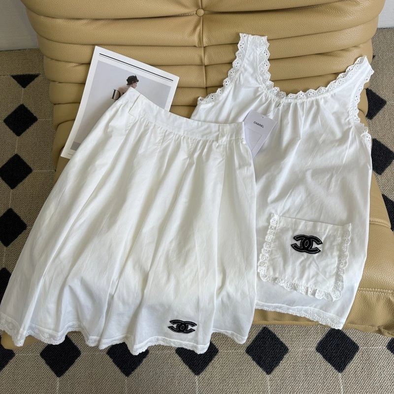 Bold Chanel Dress Suits 110724