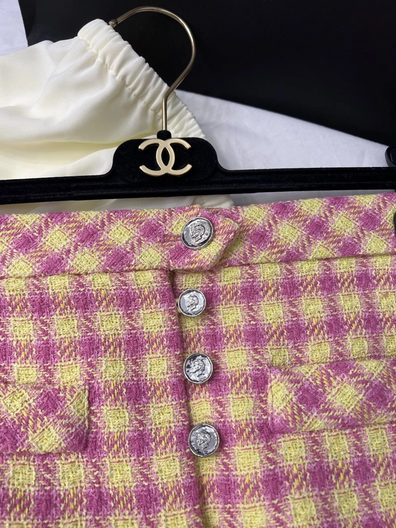 Comfortable Chanel Dress Suits 110701