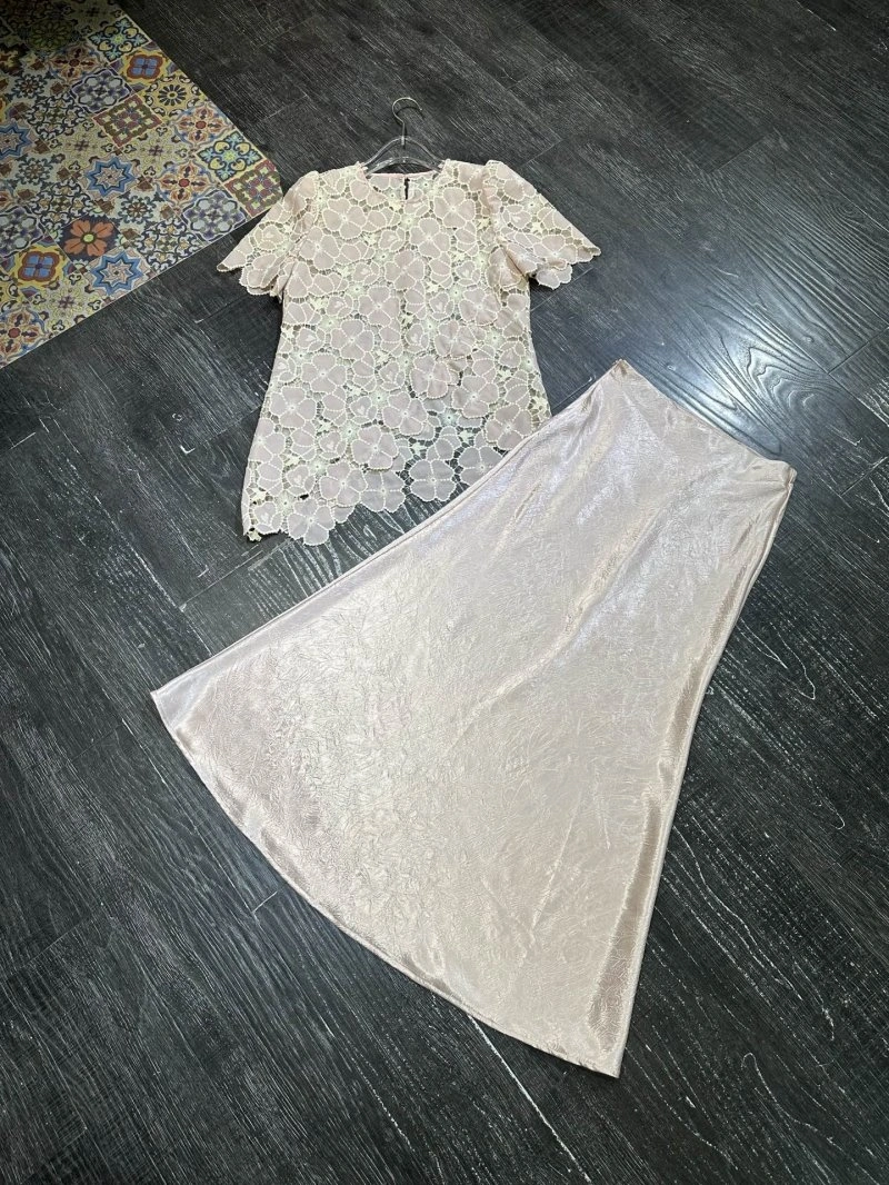 Contemporary Chanel Dress Suits 110699