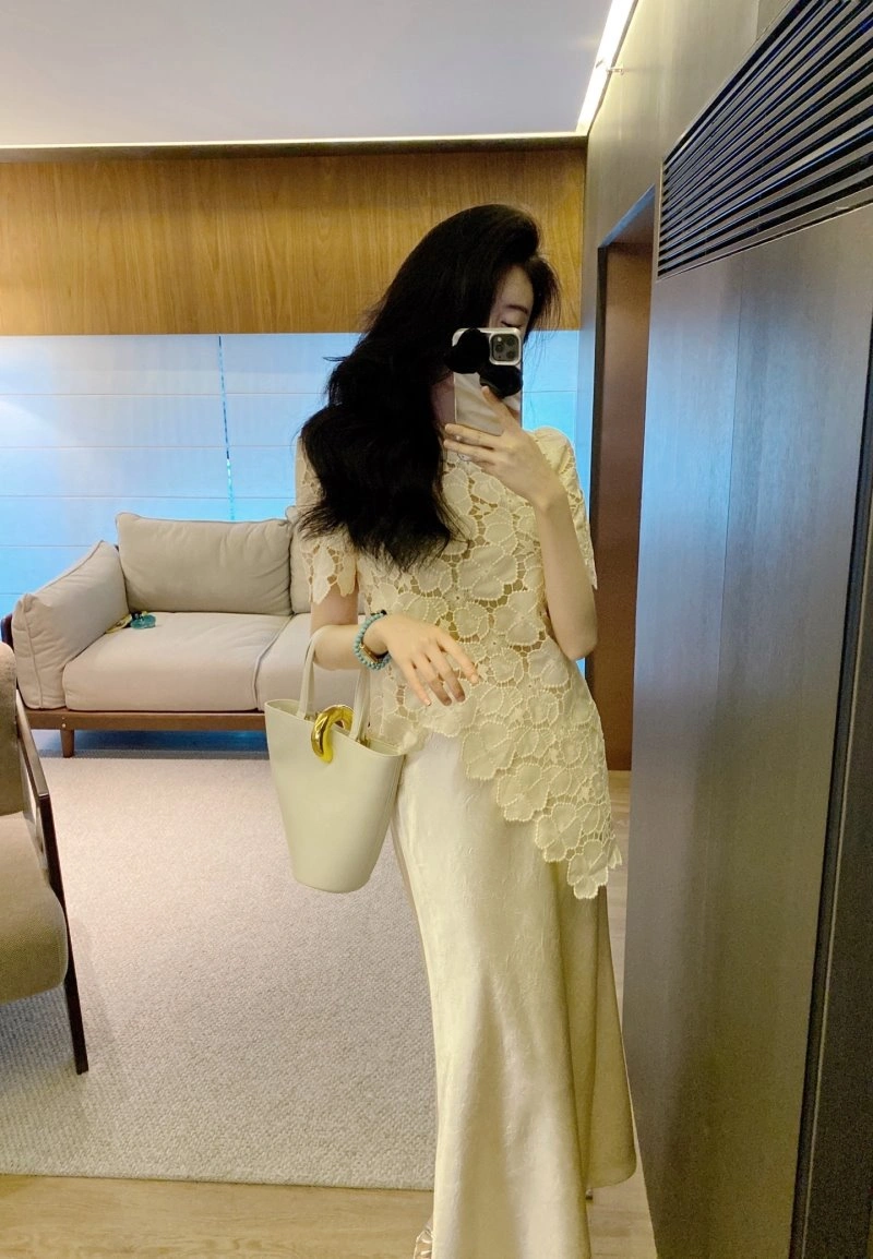 Fashionable Chanel Dress Suits 110719