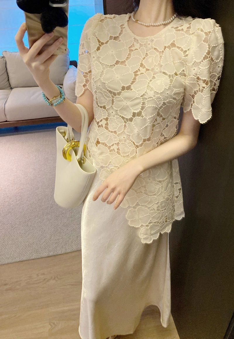 Fashionable Chanel Dress Suits 110719