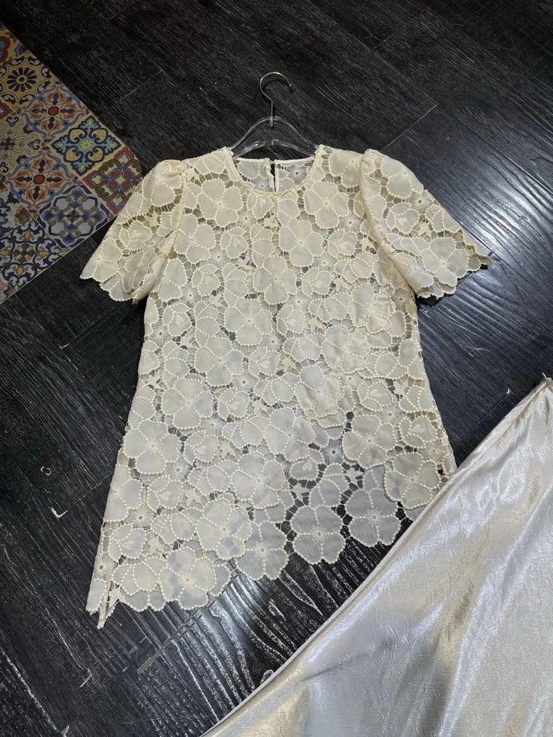 Fashionable Chanel Dress Suits 110719