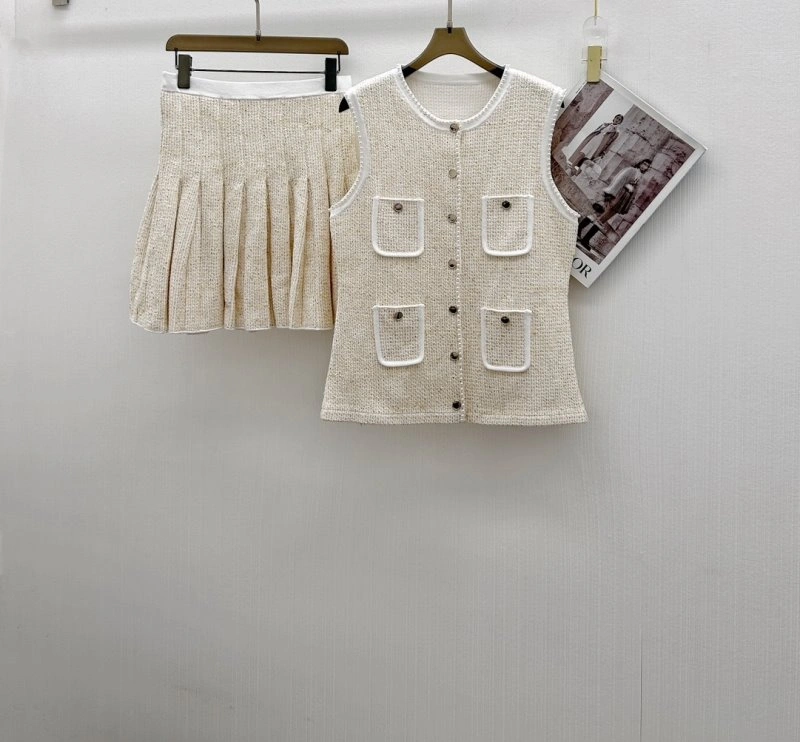 Chanel Dress Suits SmoothTexture 110692