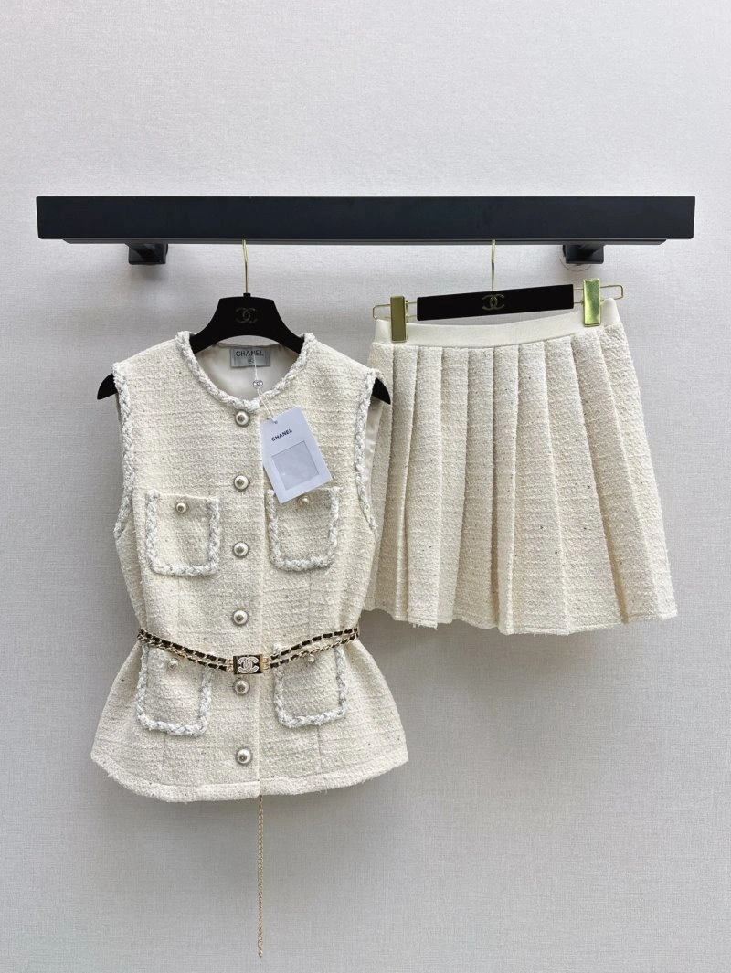 Chanel Dress Suits Premium 108253