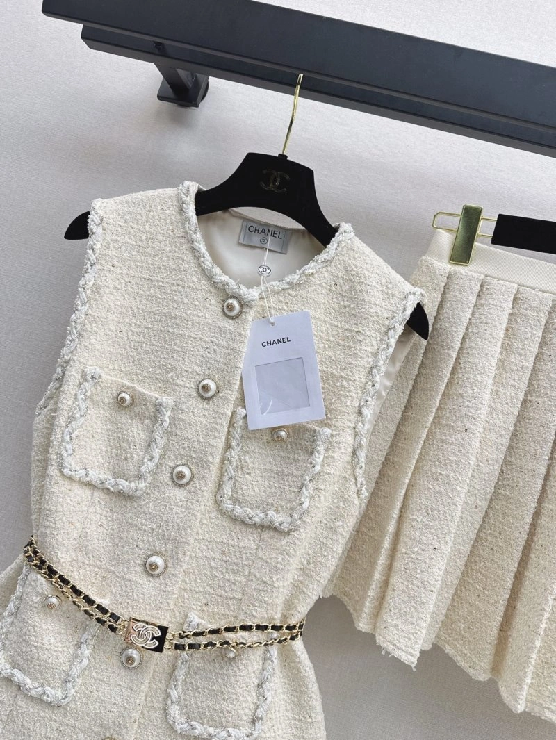 Chanel Dress Suits Premium 108253