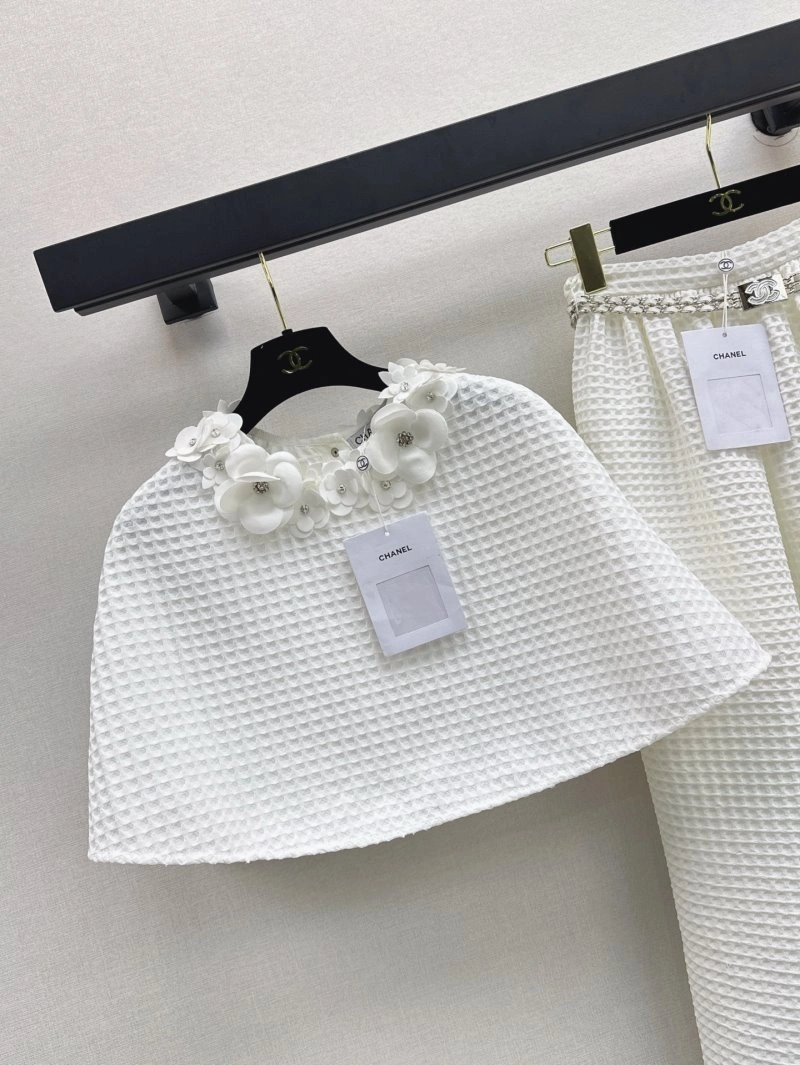 Chanel Dress Suits Durable 108244