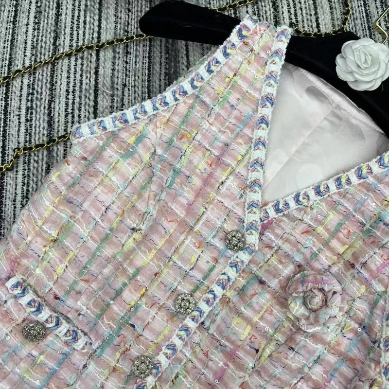 Chanel Dress Suits Bold 109865
