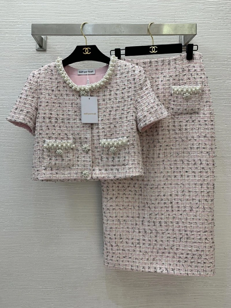 StreetReady Chanel Dress Suits 109483