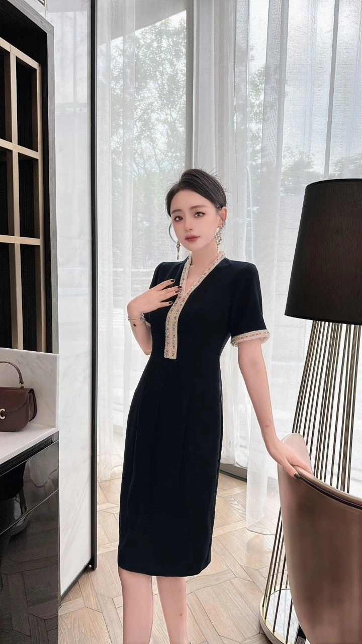 Chanel Dress Lightweight 111490
