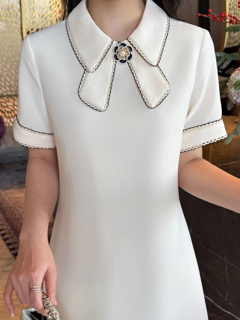 Compact Chanel Dress 111470