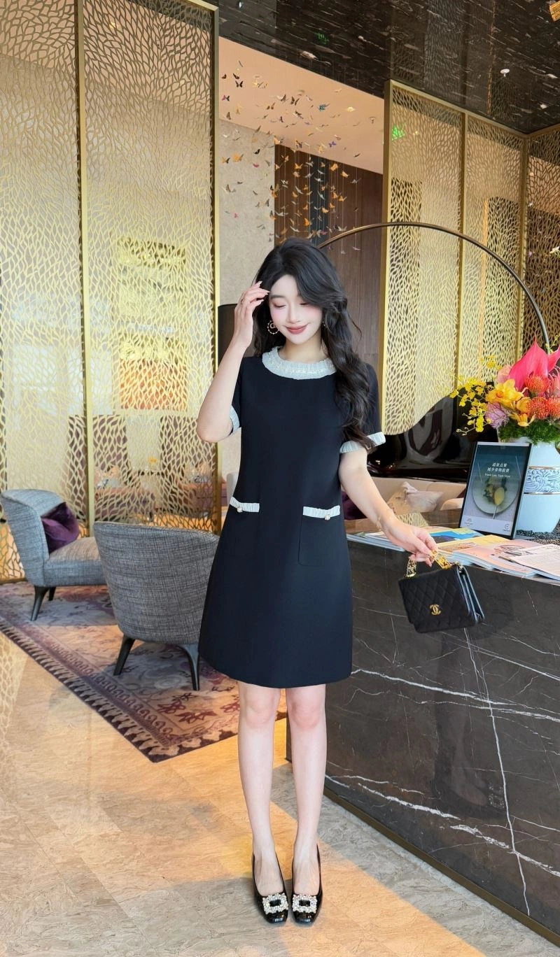 Flexible Chanel Dress 111474