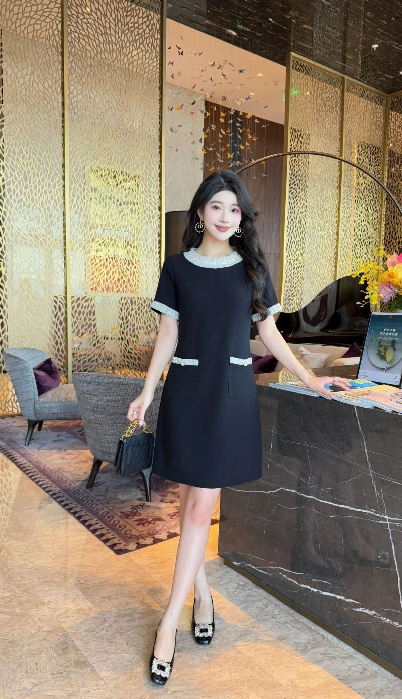 Flexible Chanel Dress 111474
