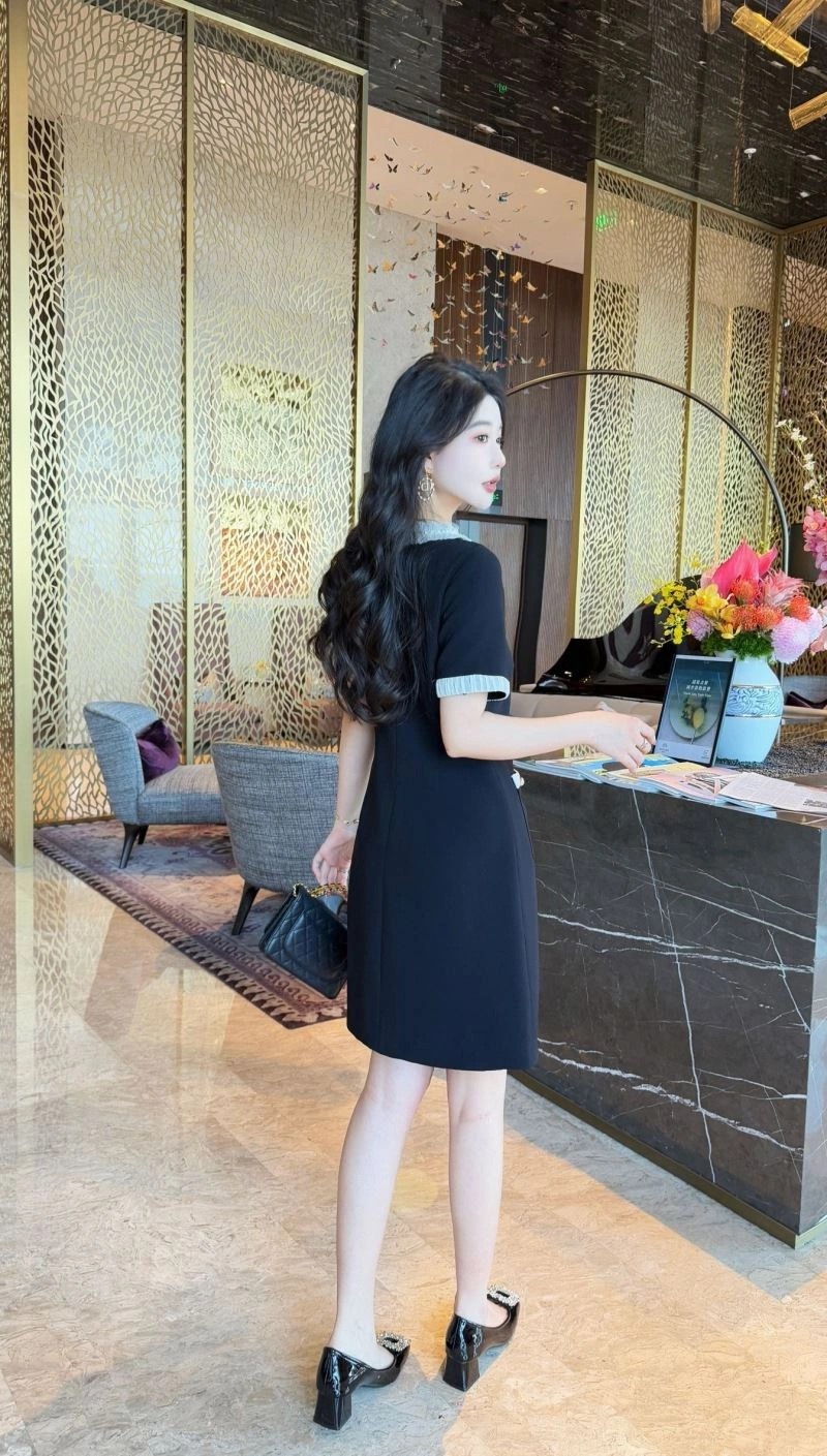 Flexible Chanel Dress 111474