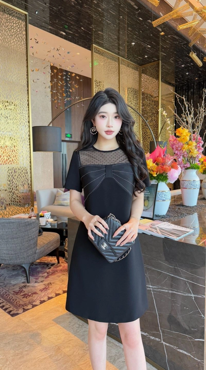 Chanel Dress Contemporary 111485