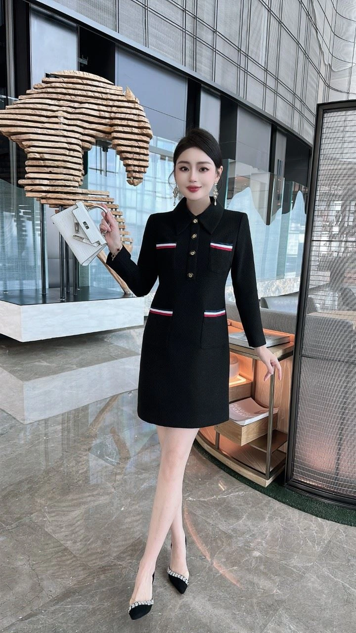 Seasonal Chanel Dress 111483