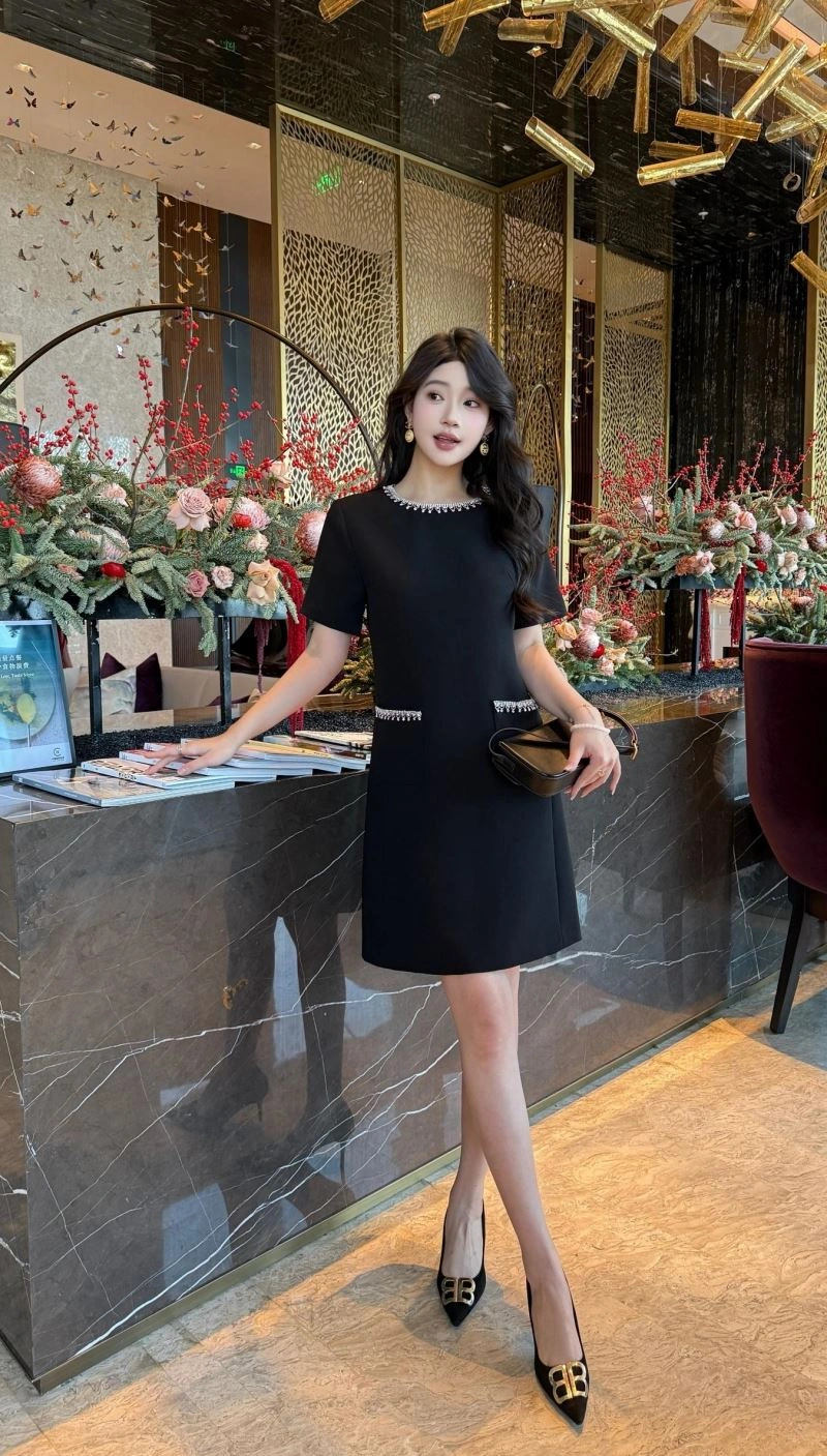 Chanel Dress Sophisticated 111463