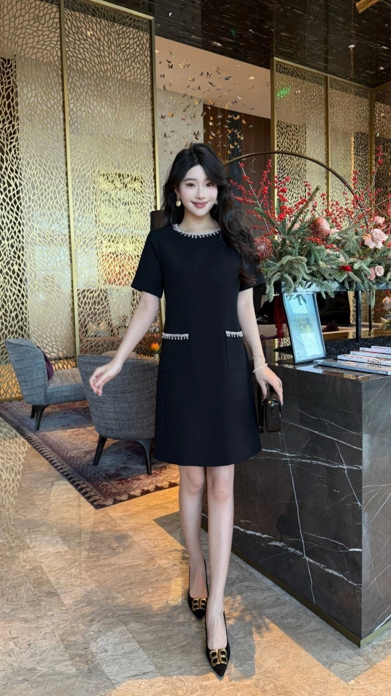 Chanel Dress Sophisticated 111463