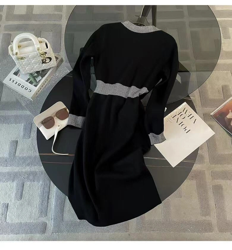 Flexible Chanel Dress 111448
