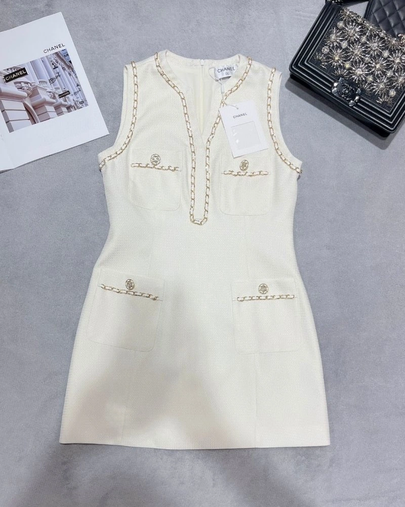 Tailored Chanel Dress 109352
