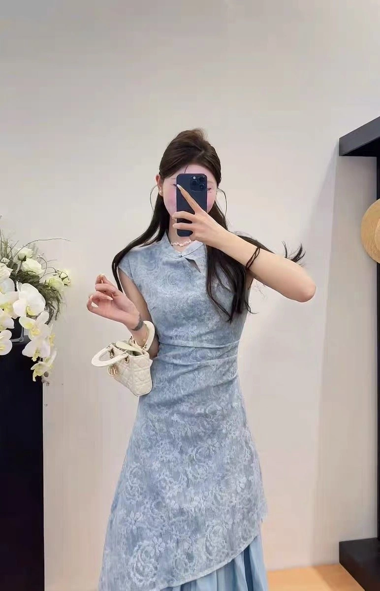 Tailored Chanel Dress 109325