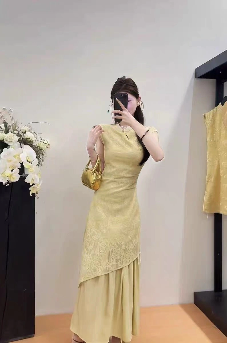 Tailored Chanel Dress 109325