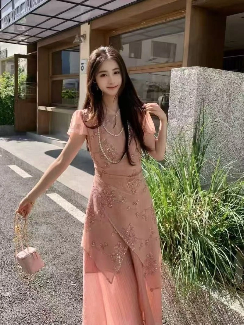 Efficient Chanel Dress 109313