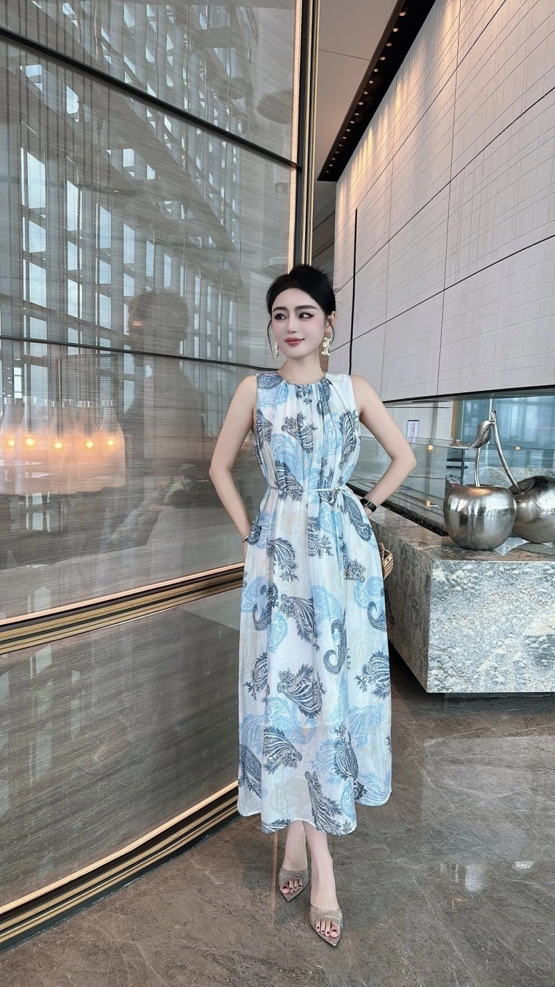 GoodFit Chanel Dress 109301