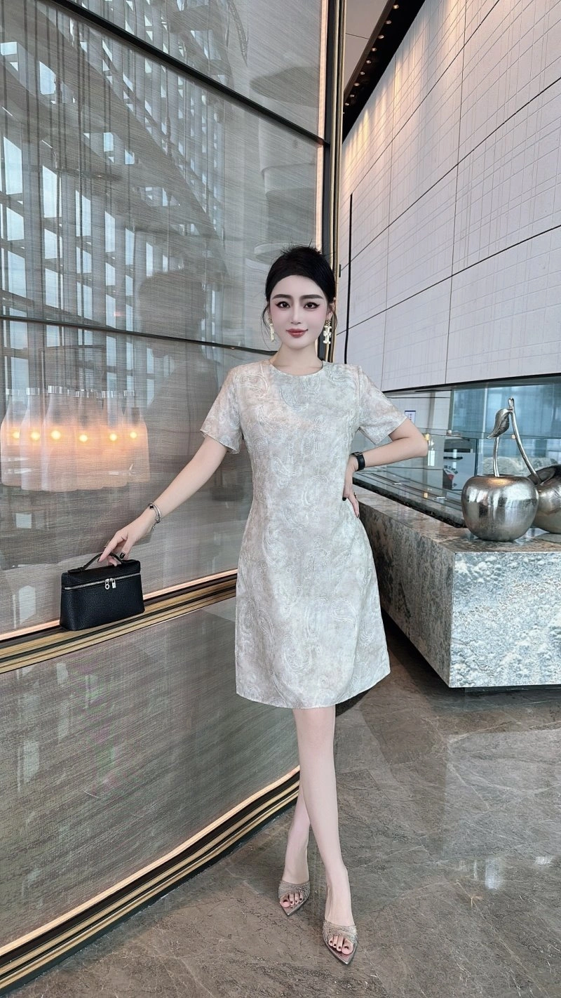 ComfortFit Chanel Dress 109297