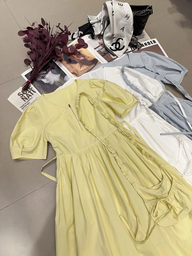 Lightweight Chanel Dress 109277