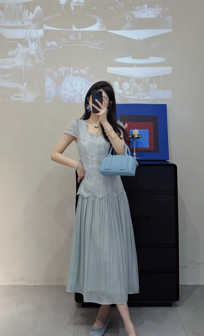 Chanel Dress Minimalist 109268