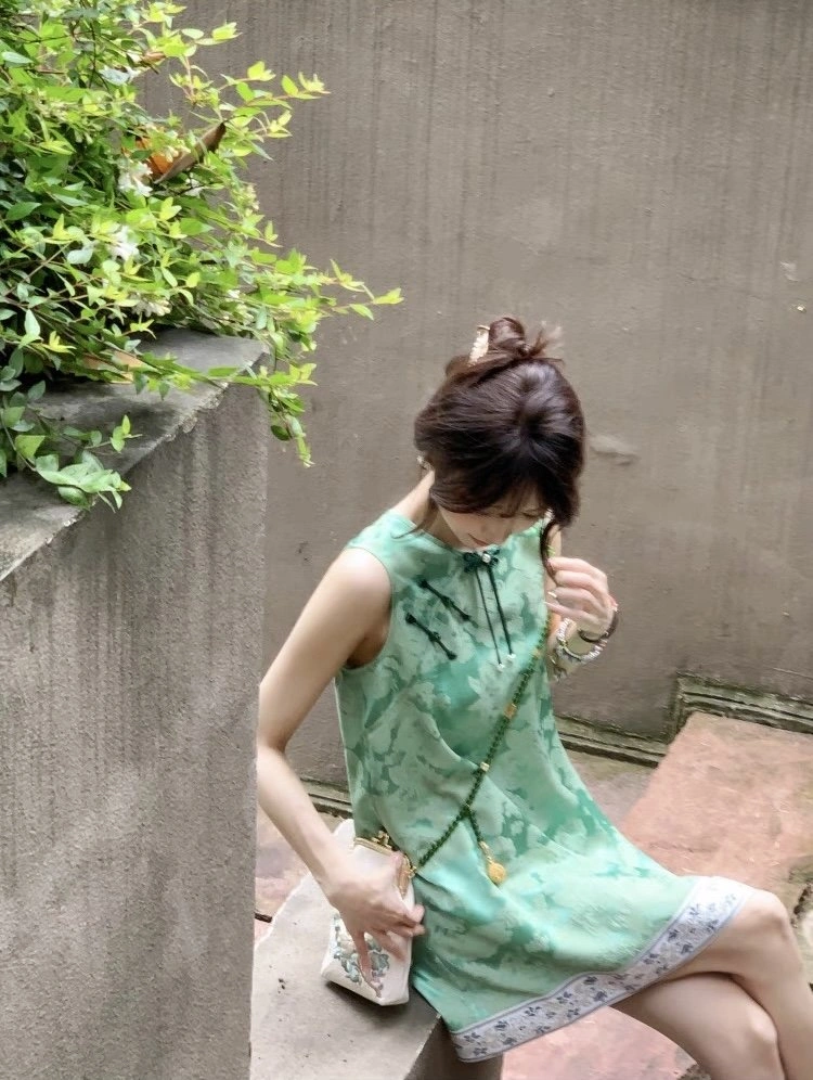 Neat Chanel Dress 109262