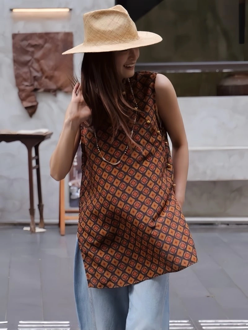 Contemporary Chanel Dress 109257
