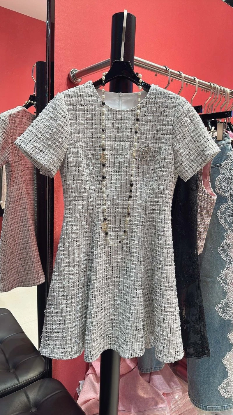 Chic Chanel Dress 109245
