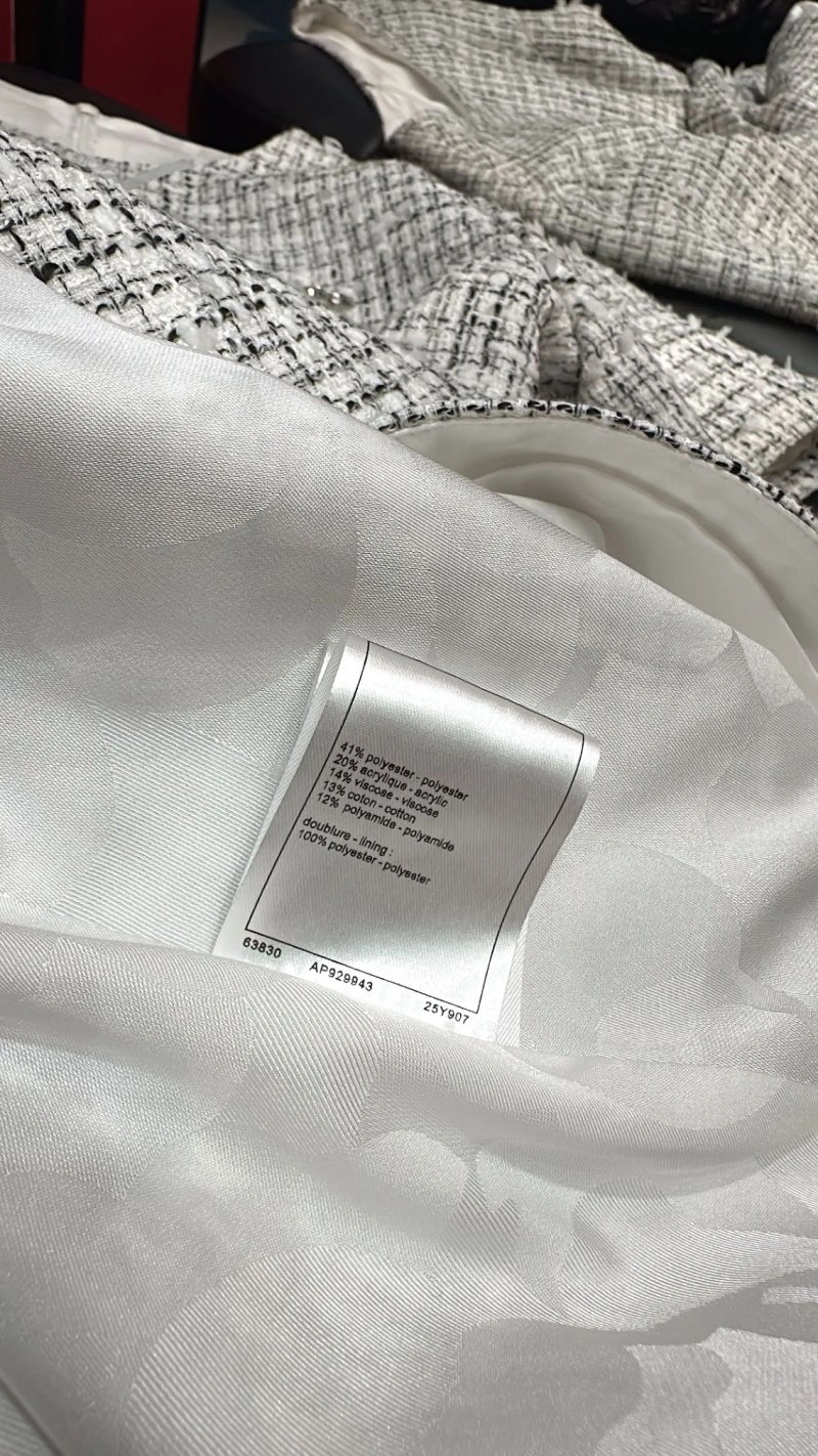 Chic Chanel Dress 109245