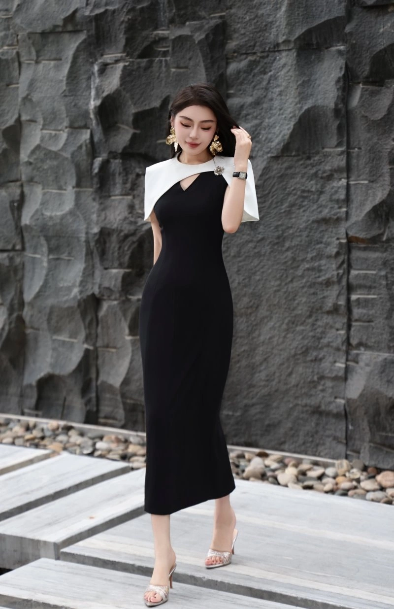 Breathable Chanel Dress 109230