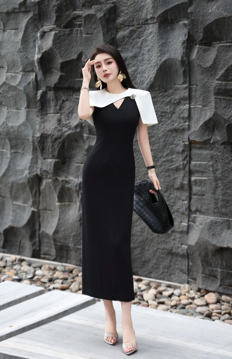 Breathable Chanel Dress 109230