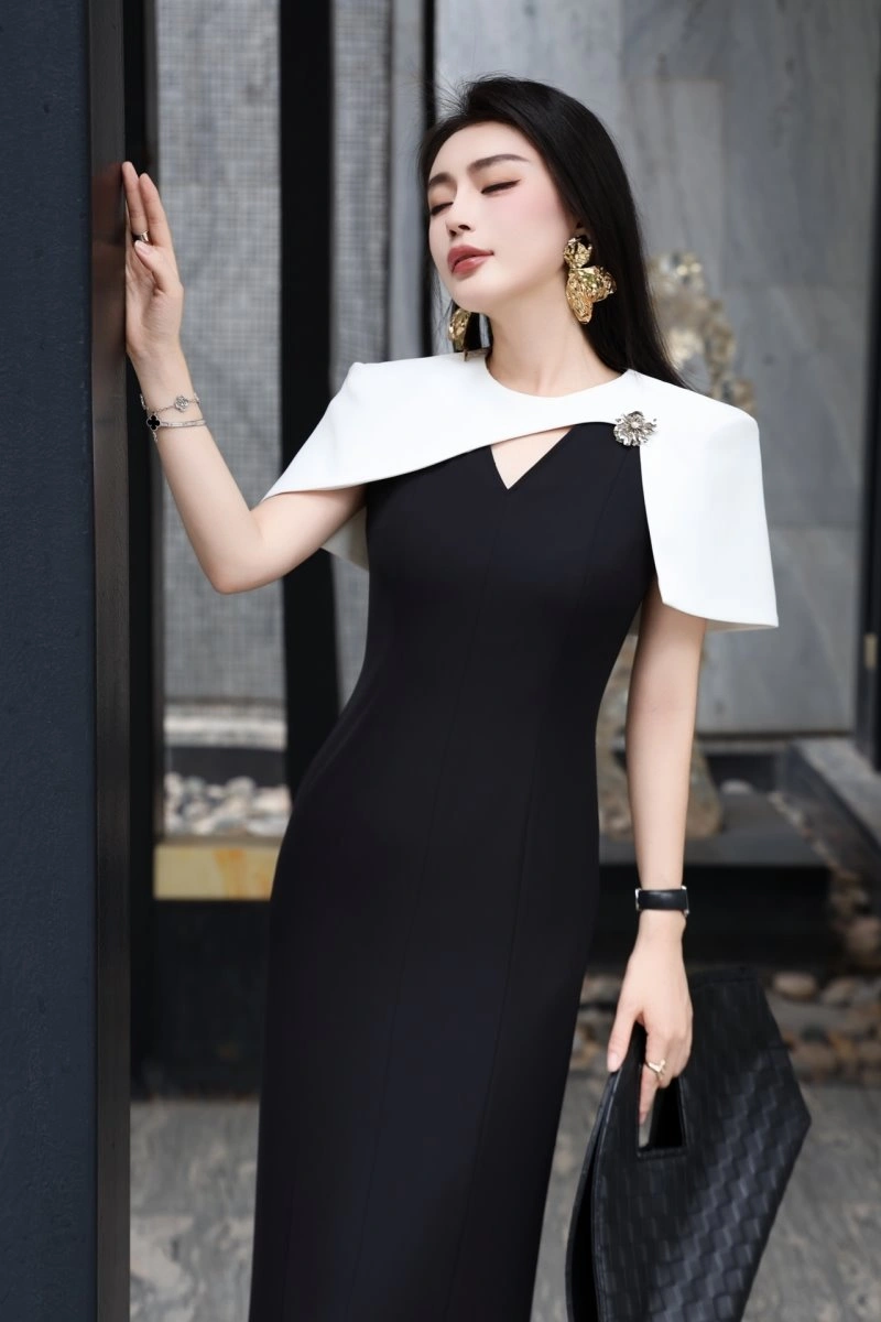 Breathable Chanel Dress 109230