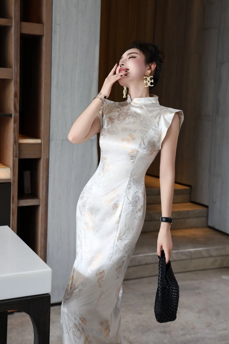 Lightweight Chanel Dress 109235