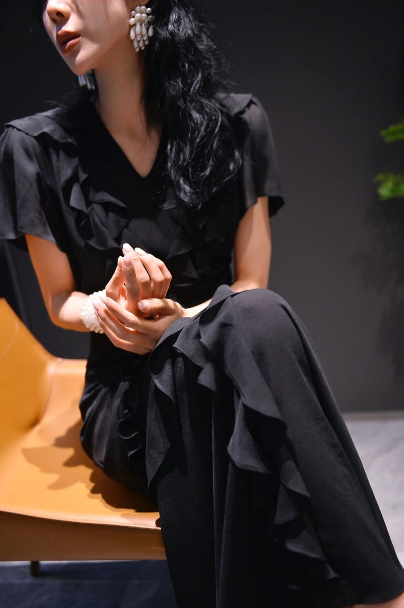 SmoothTexture Chanel Dress 109233