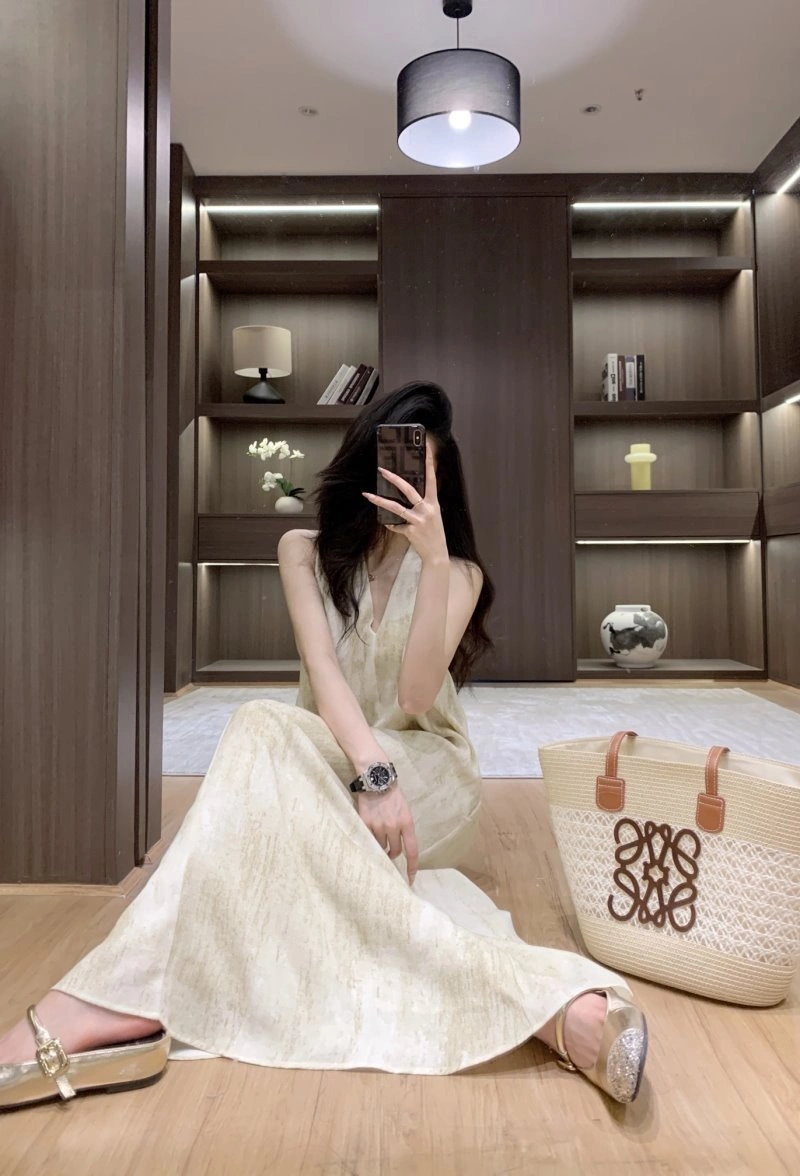 Effortless Chanel Dress 109212