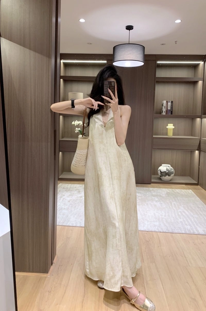 Effortless Chanel Dress 109212