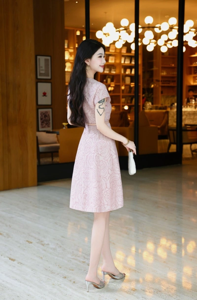Chanel Dress Compact 109211