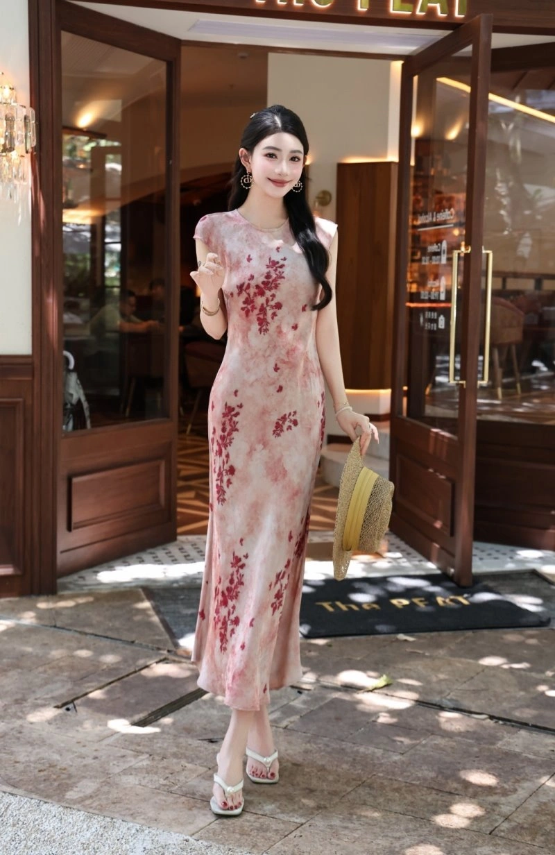 Sleek Chanel Dress 109175