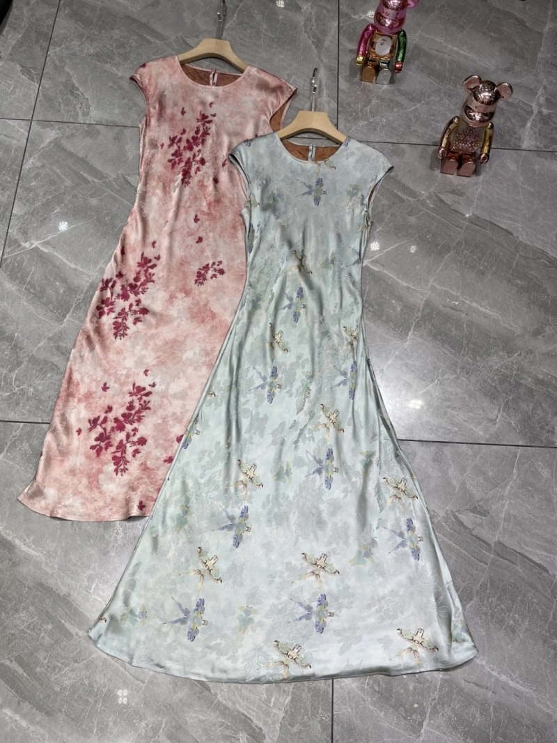 Sleek Chanel Dress 109175