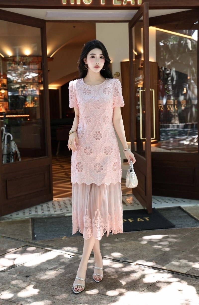 Seasonal Chanel Dress 109201