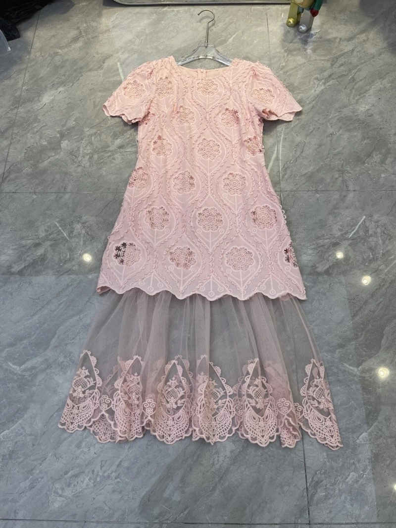 Seasonal Chanel Dress 109201