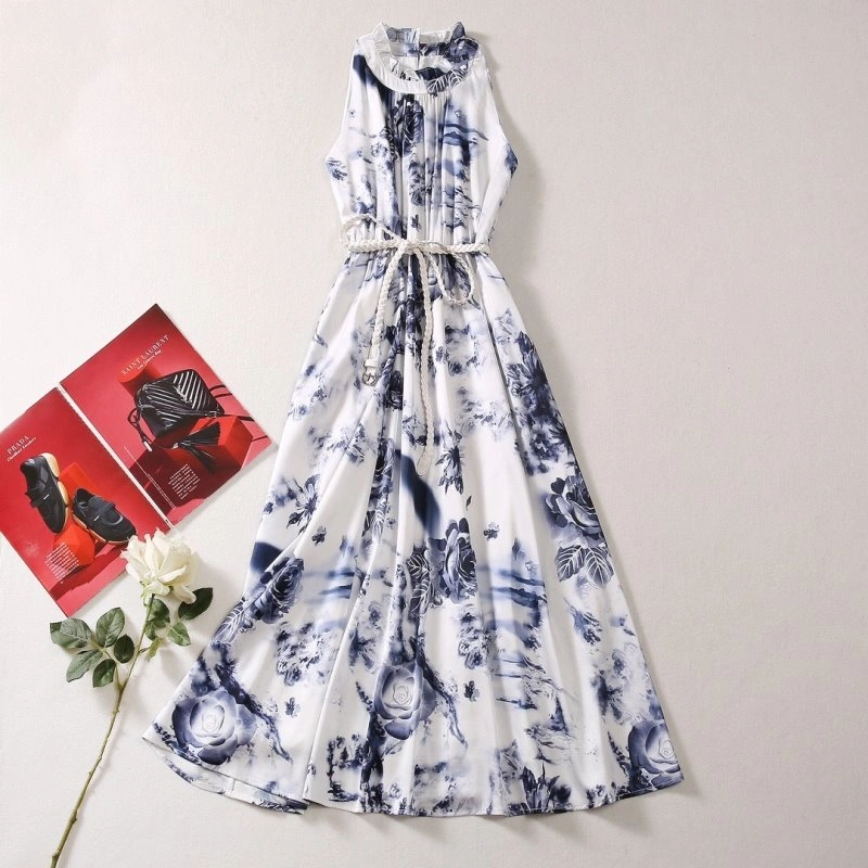 Sophisticated Chanel Dress 109096